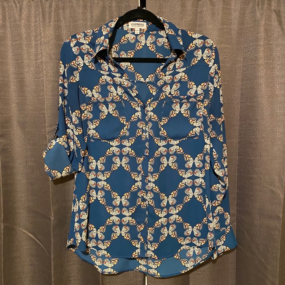 Lightweight Butterfly Button Up
